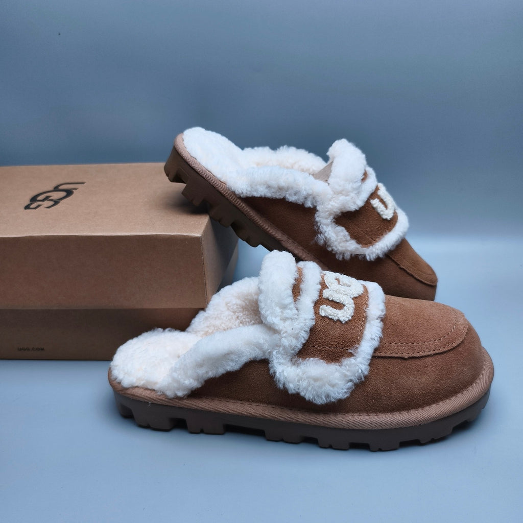 Chestnut Curly Fur Big Logo Casual Slippers | In Stock
