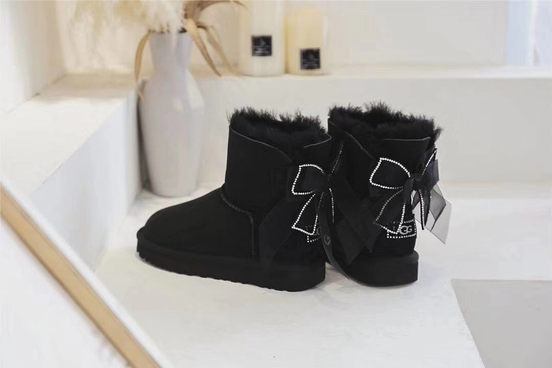 Classic Black Snow Boots | Three-Way Styling – Model 6503