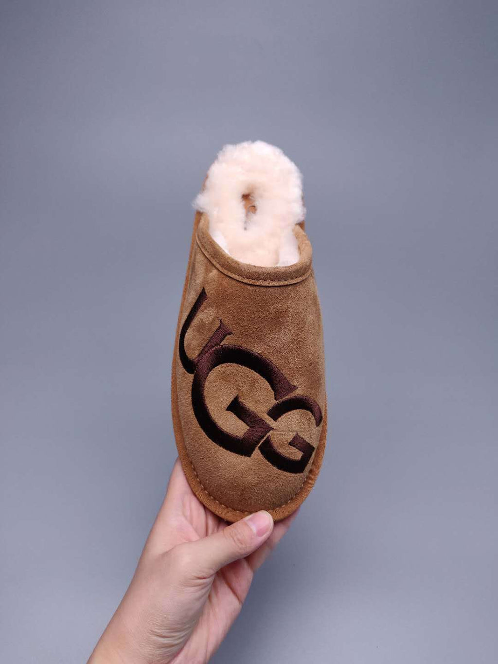 Chestnut Designer-Style Indoor Slippers | G Logo House Shoes – In Stock