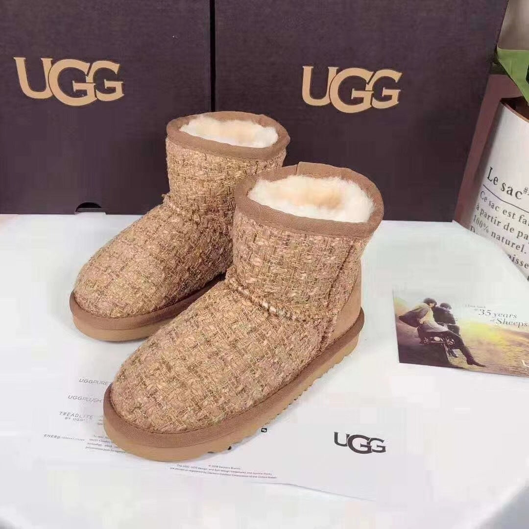 Chic Chestnut Kids' Snow Boots | Elegant Winter Style