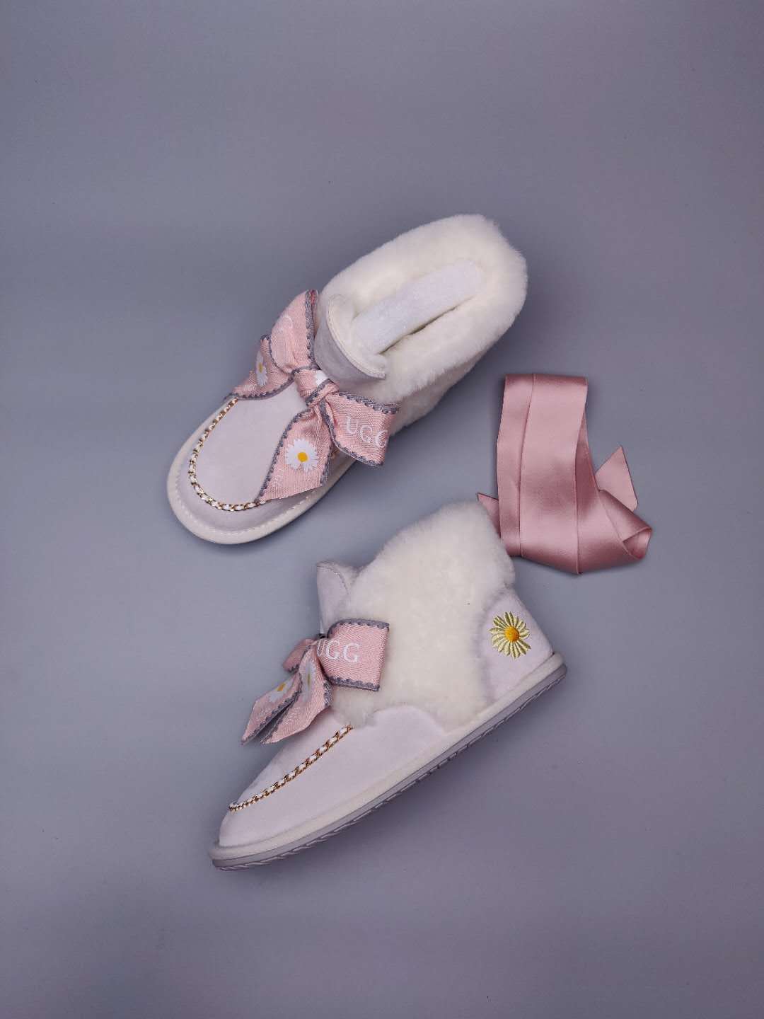 Creamy White Daisy Shoes | Chain & Ribbon Details – In Stock