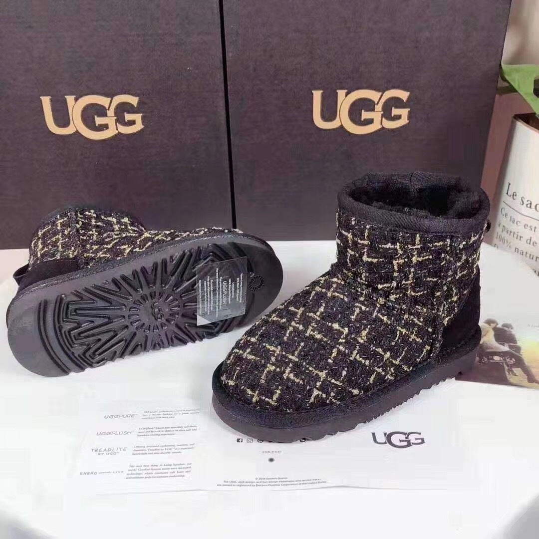 Chic Black Kids' Snow Boots | Elegant Winter Style