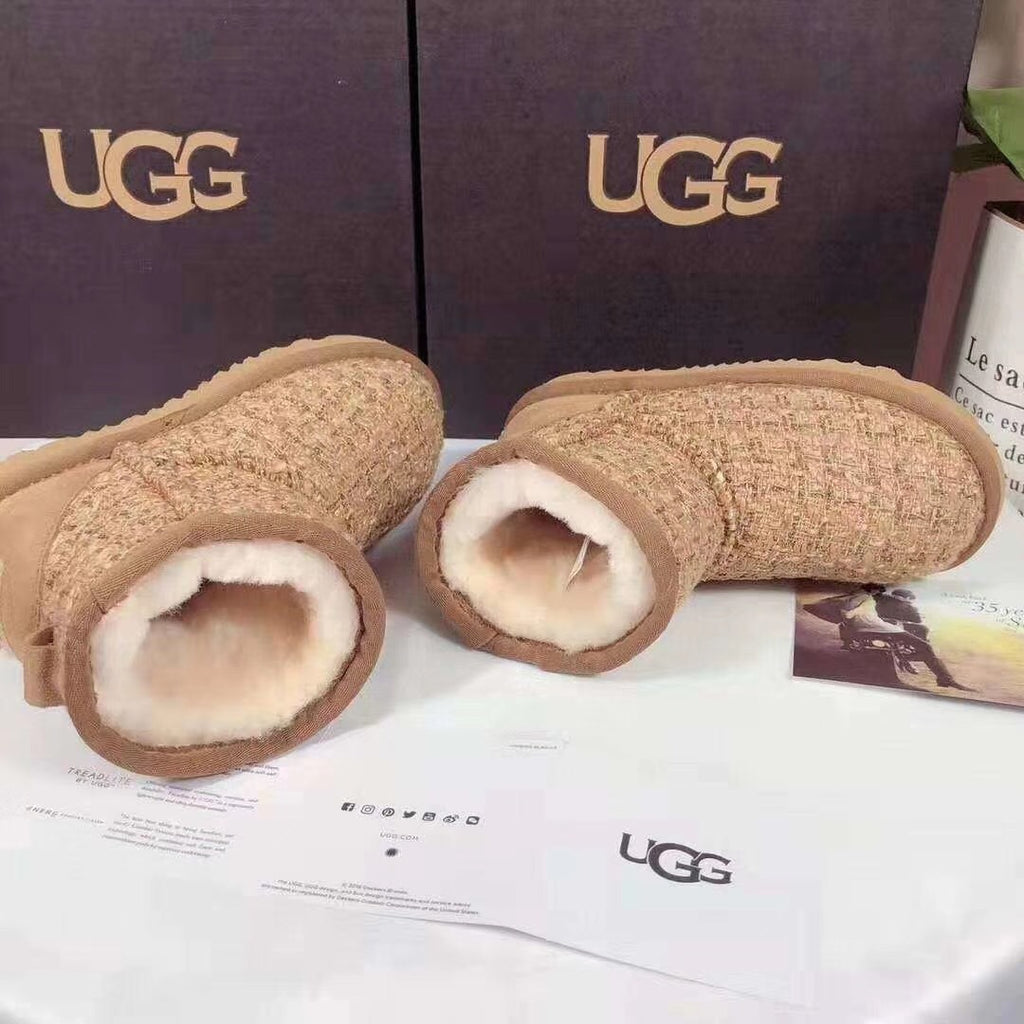 Chic Chestnut Kids' Snow Boots | Elegant Winter Style