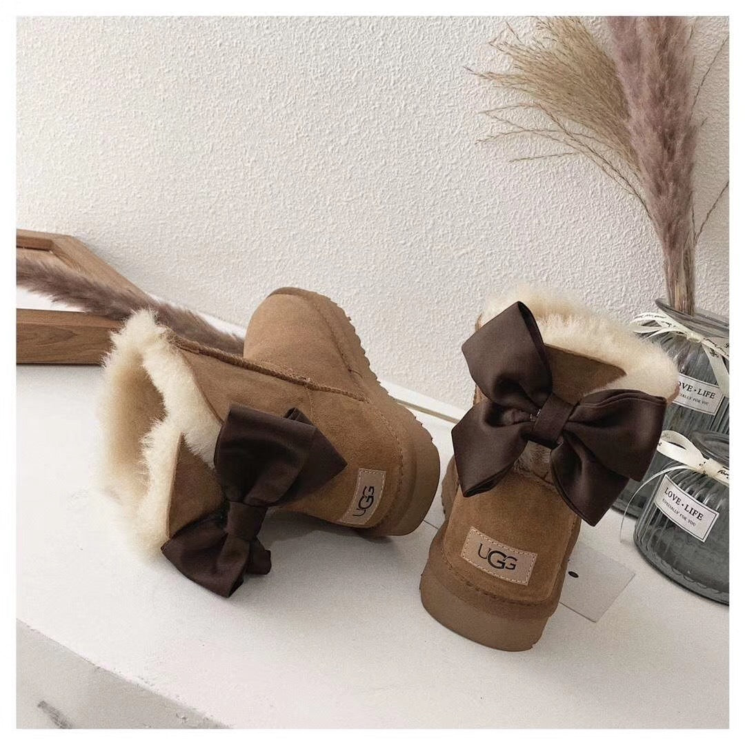 Chestnut Bow-Detail Ankle Boots | Chic Statement Style – In Stock