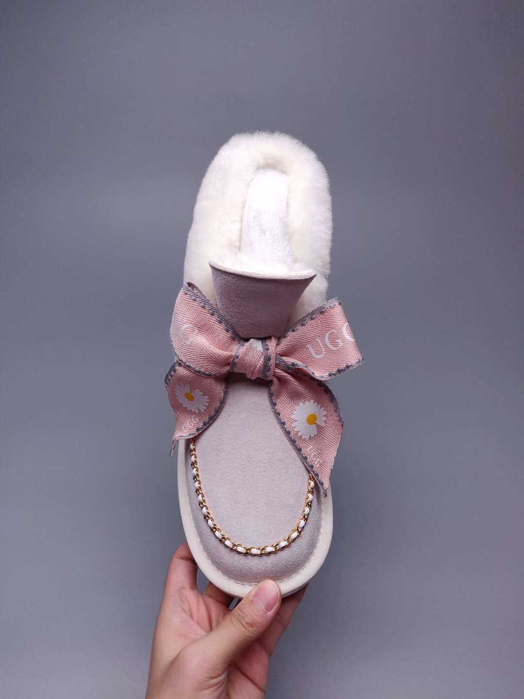Creamy White Daisy Shoes | Chain & Ribbon Details – In Stock