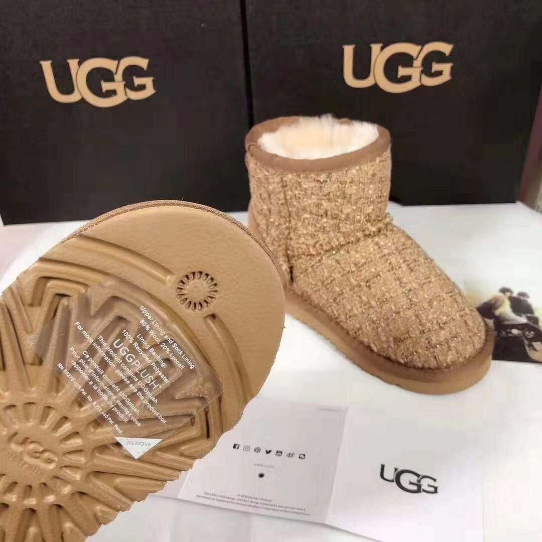 Chic Chestnut Kids' Snow Boots | Elegant Winter Style