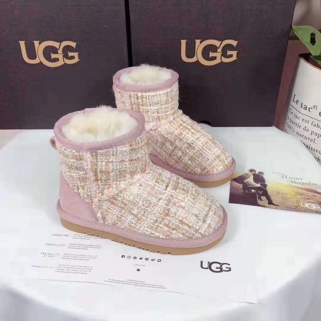 Chic Pink Kids' Snow Boots | Elegant Winter Style