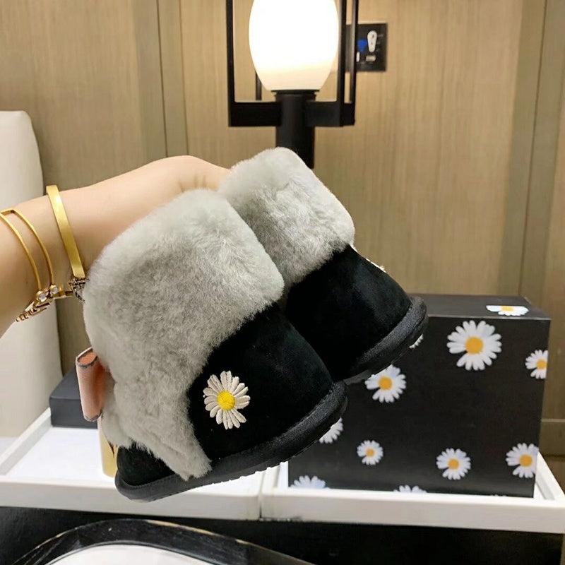 Black Daisy Shoes | Chain & Ribbon Details – In Stock