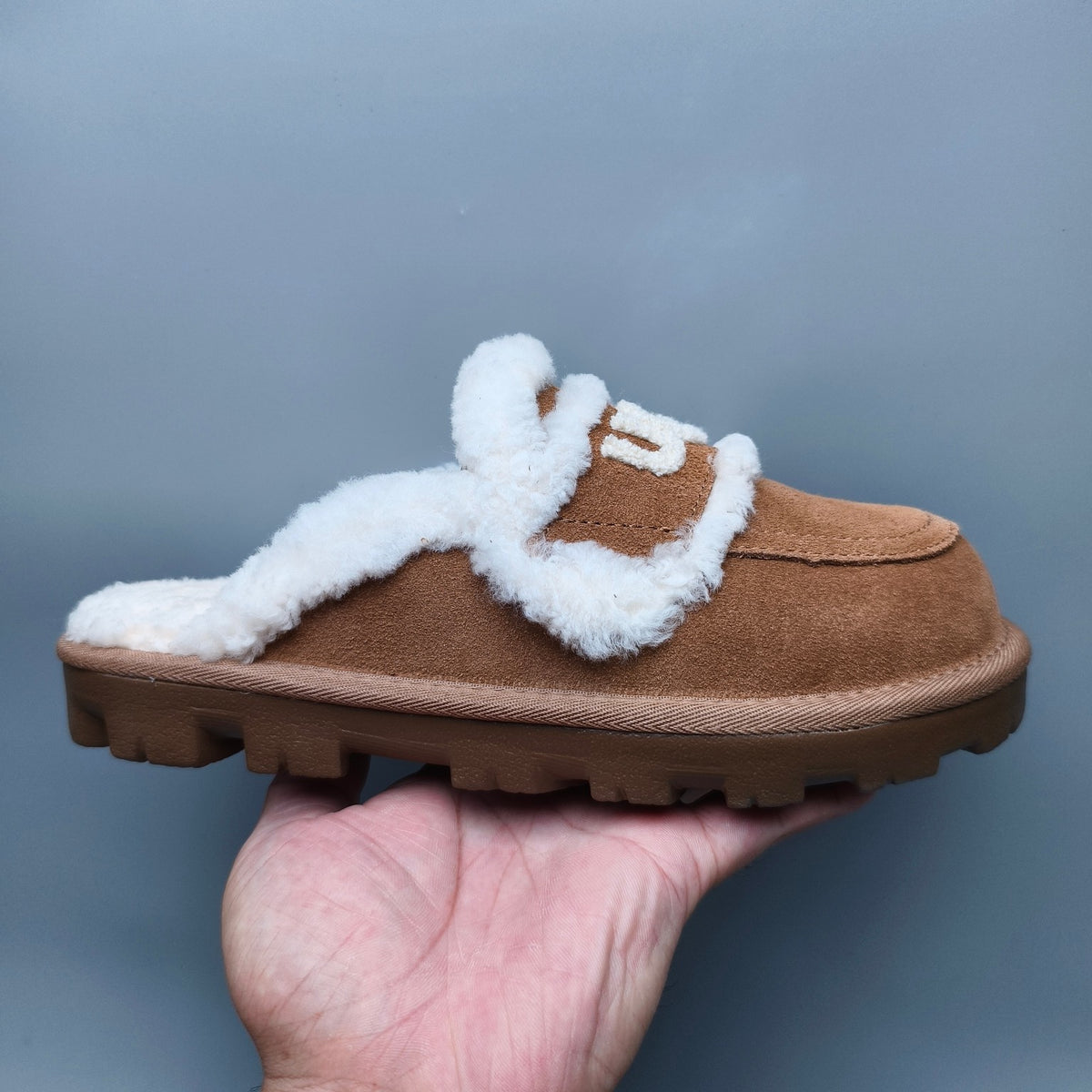 Chestnut Curly Fur Big Logo Casual Slippers | In Stock