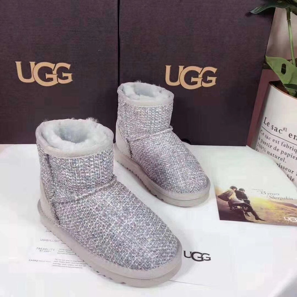 Chic Grey Kids' Snow Boots | Elegant Winter Style