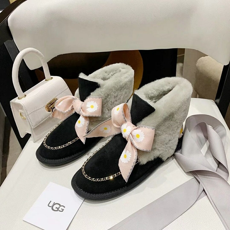 Black Daisy Shoes | Chain & Ribbon Details – In Stock