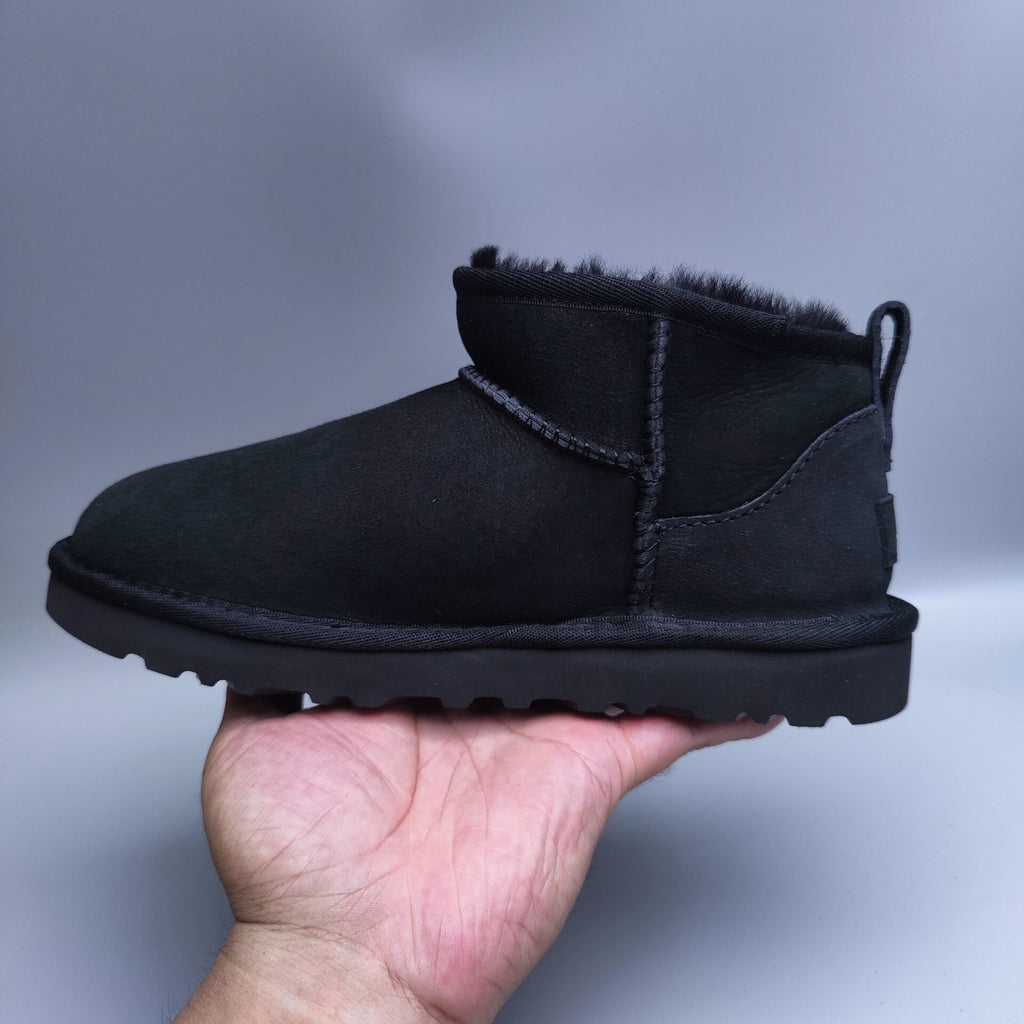 Black Casual Shoes | Celebrity-Inspired Style – In Stock