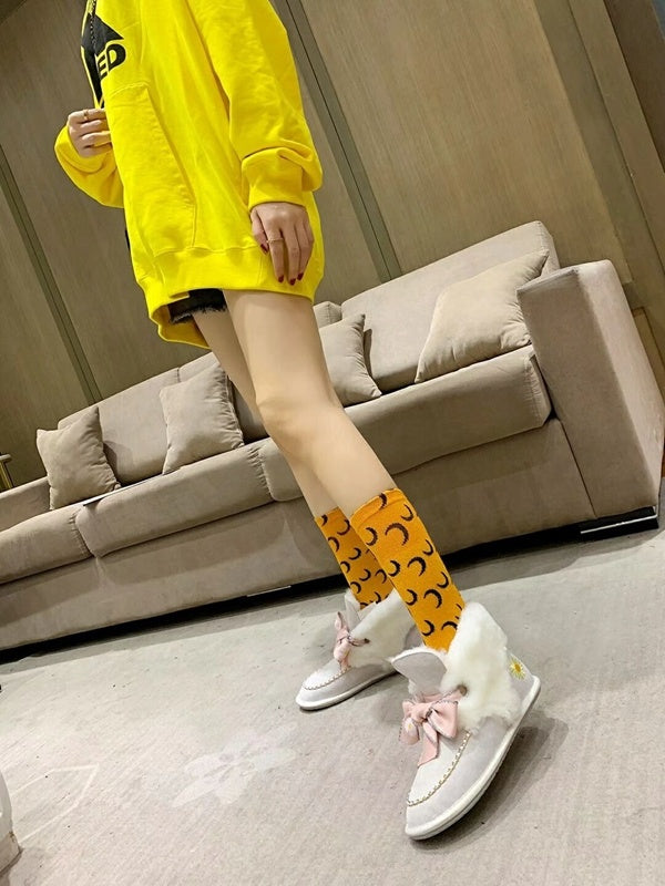 Creamy White Daisy Shoes | Chain & Ribbon Details – In Stock