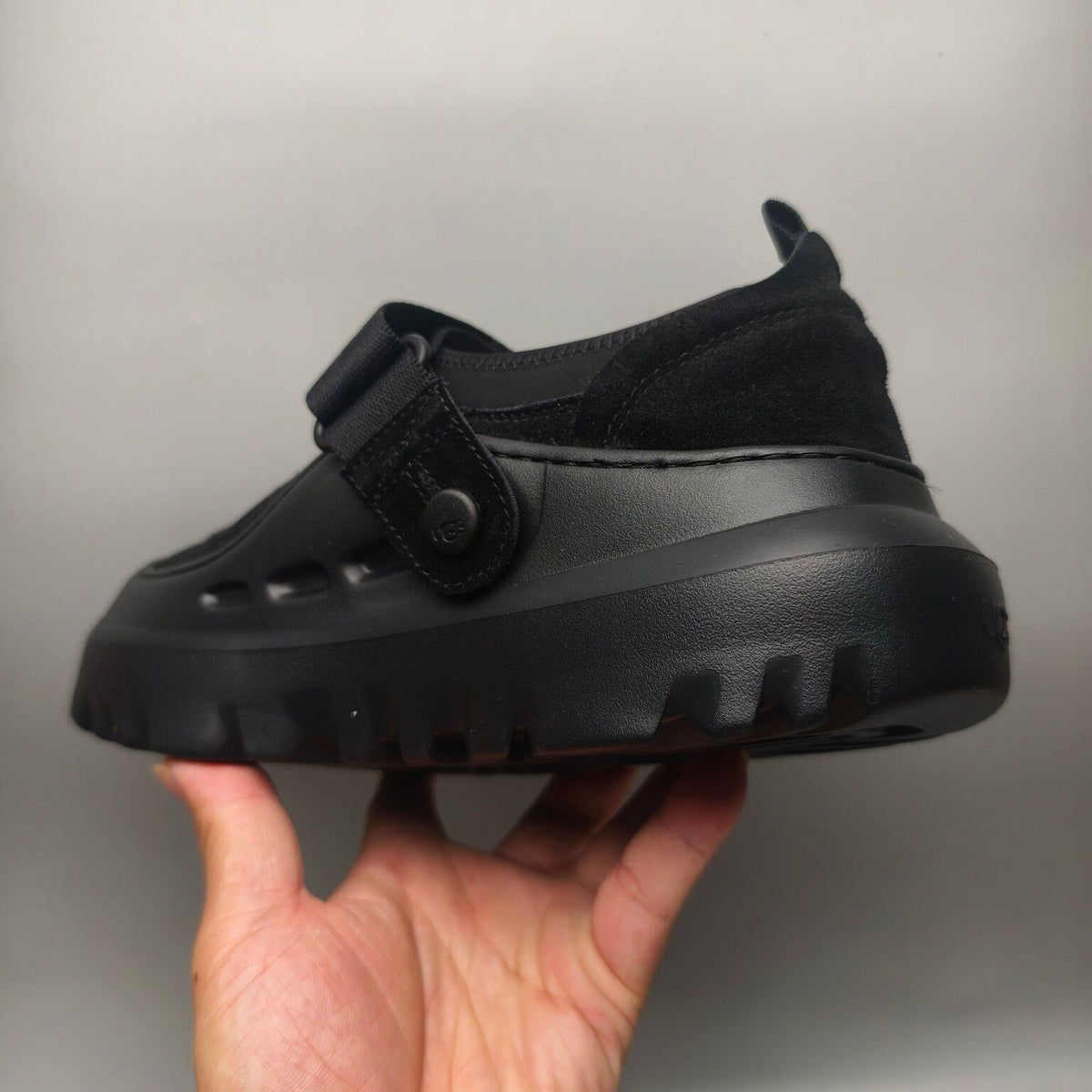 Black Unisex Casual Shoes | Easy Slip-On Style – In Stock