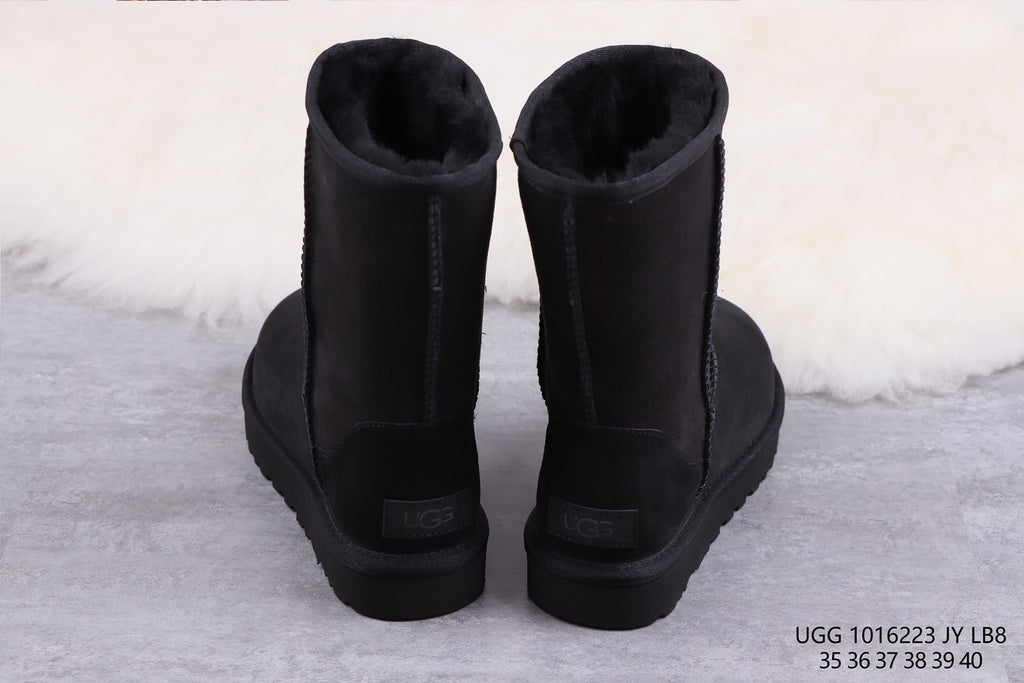 Black Classic Short II Boots | Classic 2.0 Style – In Stock