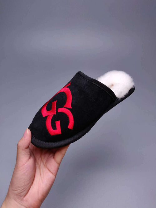 Black Designer-Style Indoor Slippers | G Logo House Shoes – In Stock