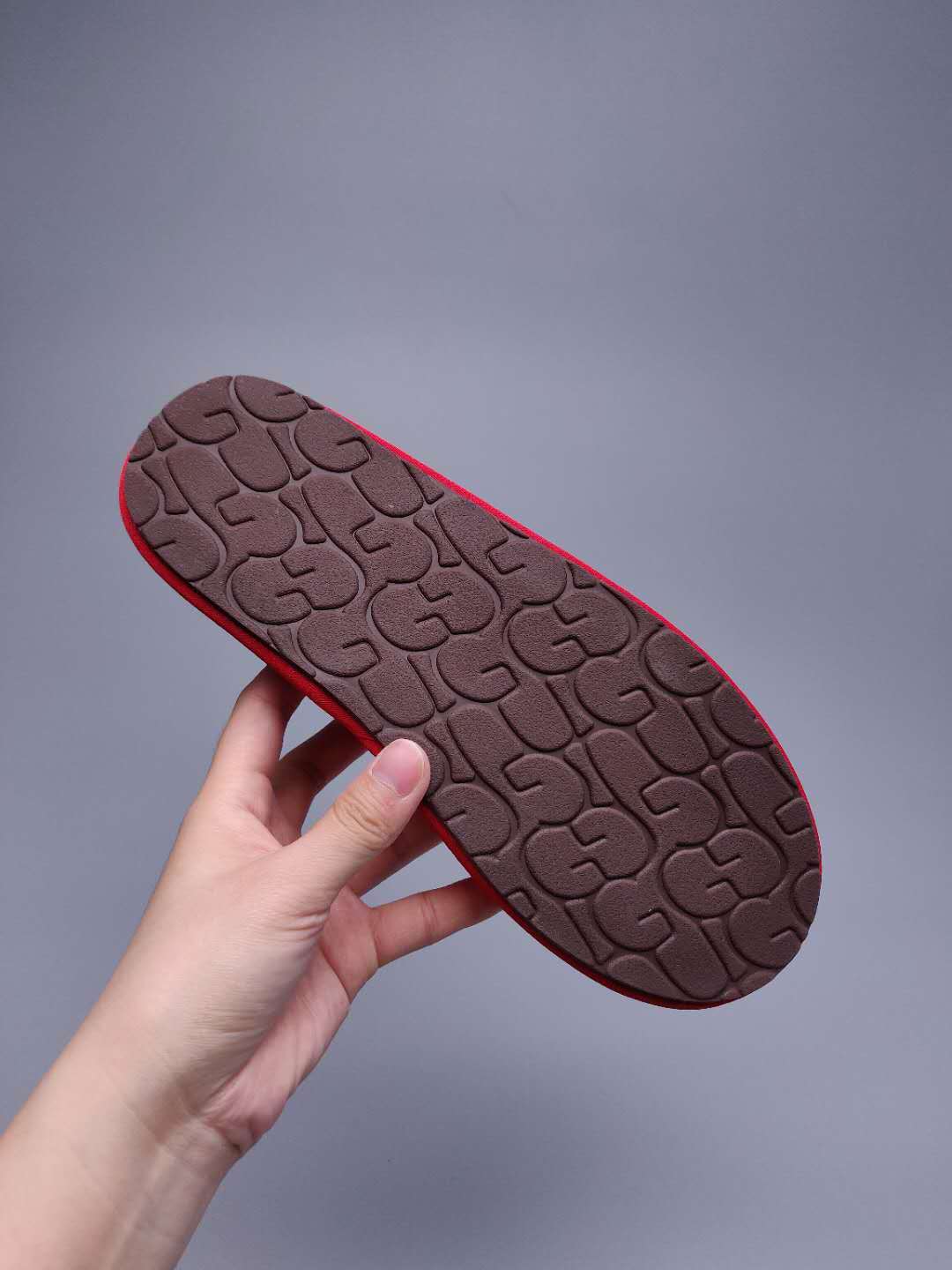 Red Designer-Style Indoor Slippers | G Logo House Shoes – In Stock