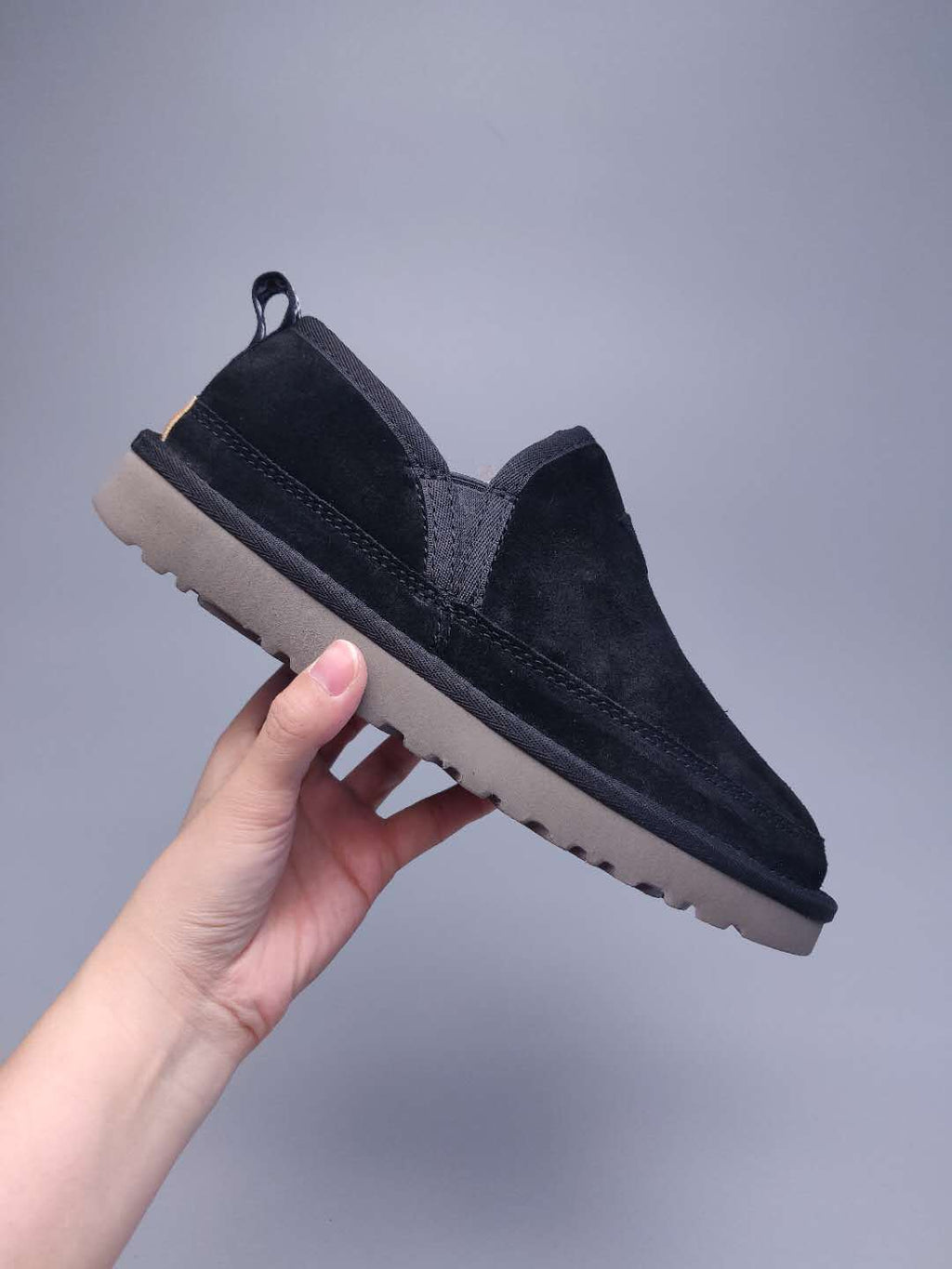 Men's Black Slip-On Low-Top Sneakers | Easy Everyday Style – In Stock