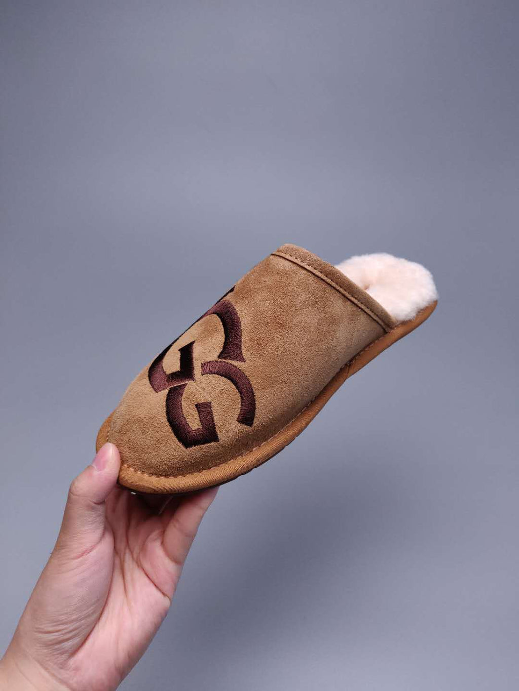 Chestnut Designer-Style Indoor Slippers | G Logo House Shoes – In Stock