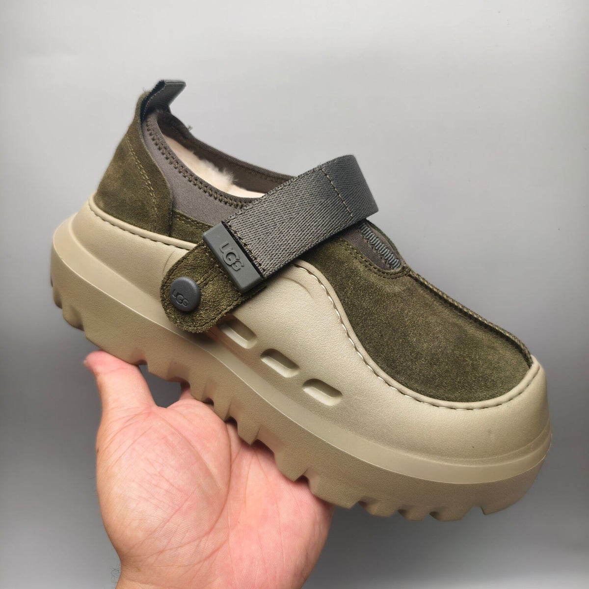 Green Unisex Casual Shoes | Easy Slip-On Style – In Stock