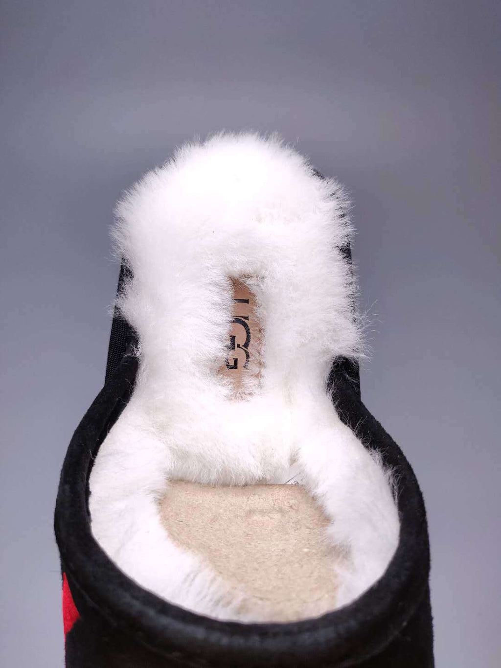Black Designer-Style Indoor Slippers | G Logo House Shoes – In Stock