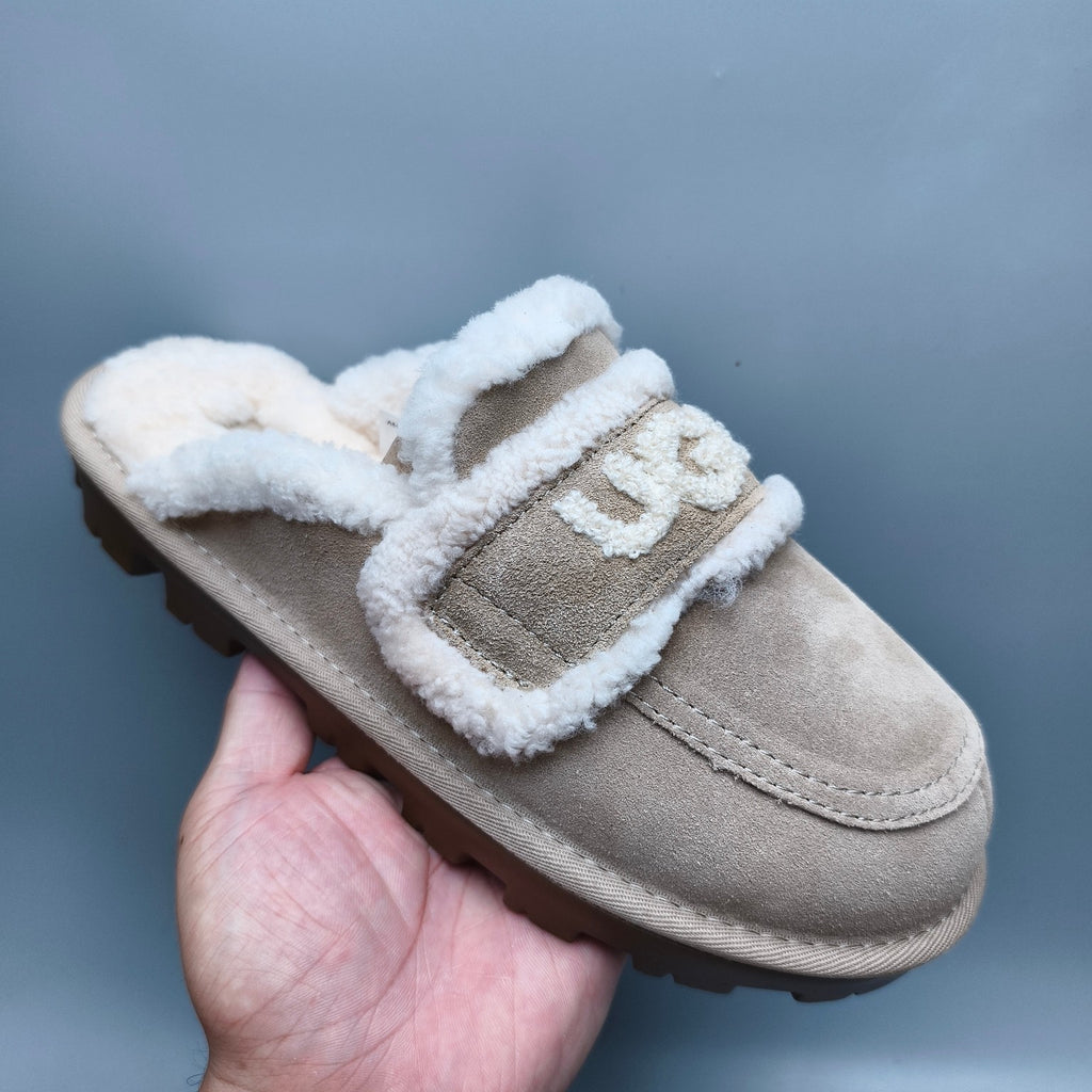 Sand Curly Fur Big Logo Casual Slippers | In Stock