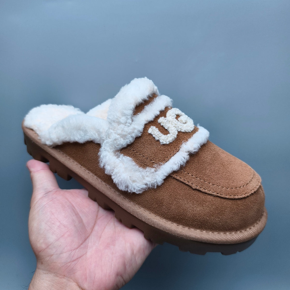 Chestnut Curly Fur Big Logo Casual Slippers | In Stock