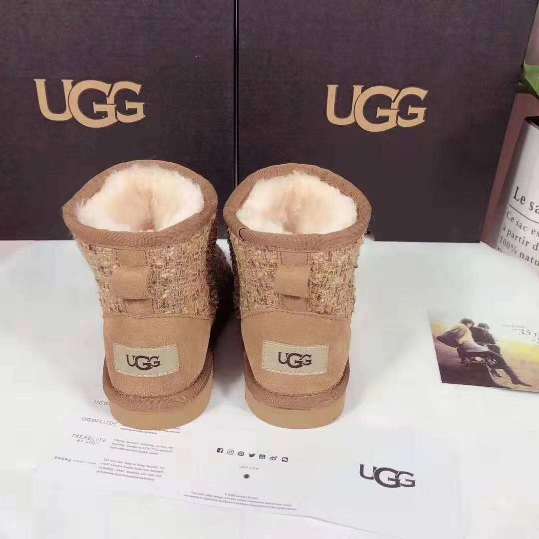 Chic Chestnut Kids' Snow Boots | Elegant Winter Style