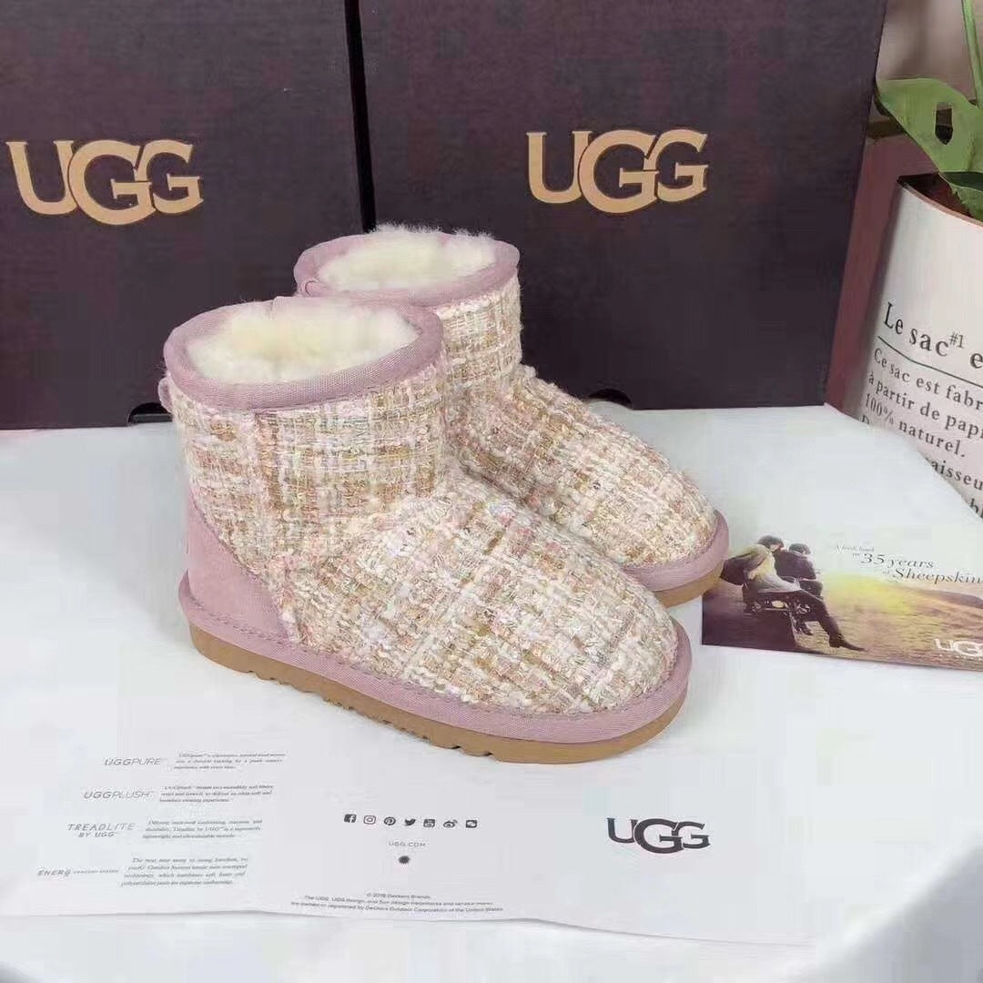 Chic Pink Kids' Snow Boots | Elegant Winter Style