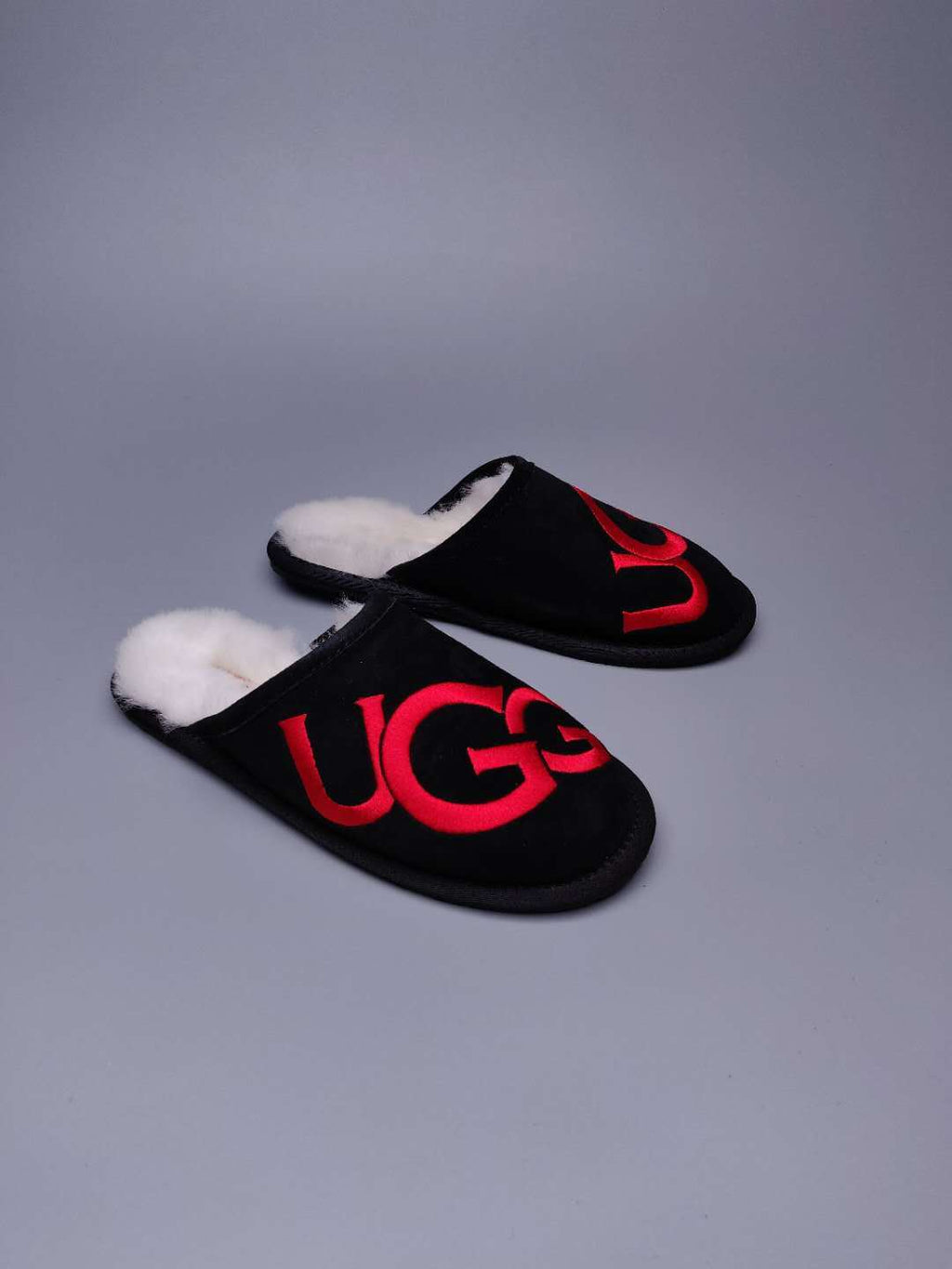 Black Designer-Style Indoor Slippers | G Logo House Shoes – In Stock