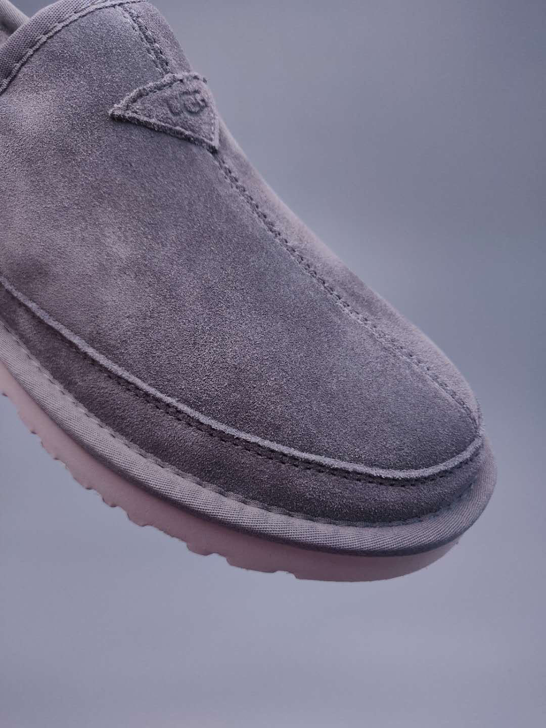 Men's Grey Slip-On Low-Top Sneakers | Easy Everyday Style – In Stock