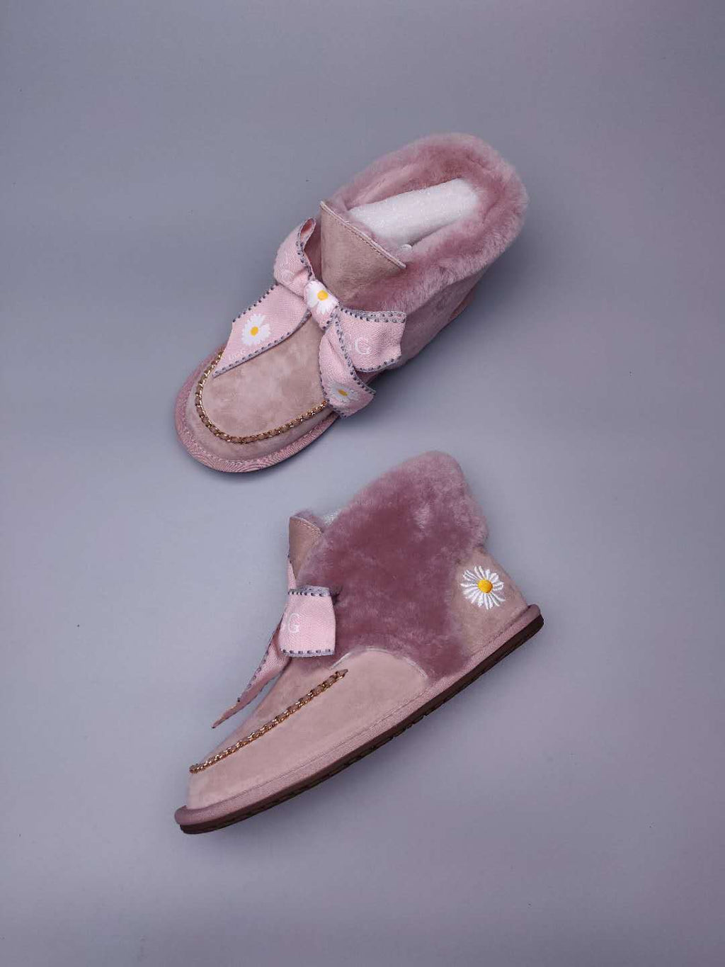 Dusty Pink Daisy Shoes | Chain & Ribbon Details – In Stock