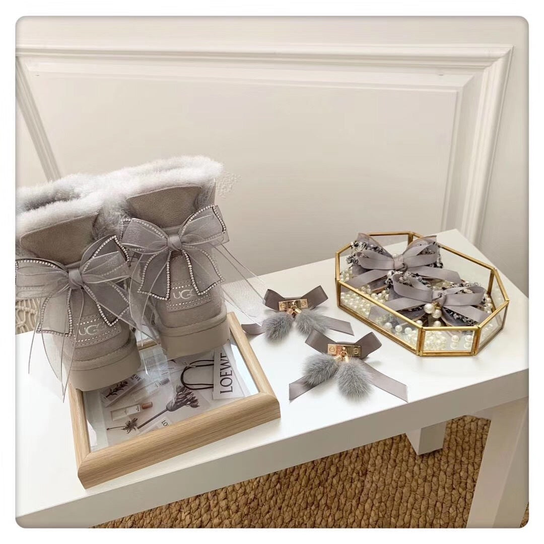 Diamond Grey Snow Boots | Three-Way Styling – Model 6503