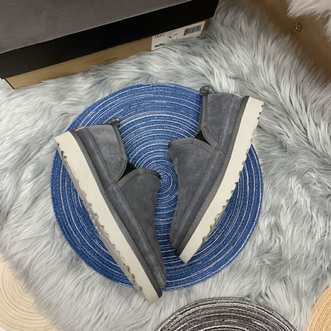 Men's Grey Slip-On Low-Top Sneakers | Easy Everyday Style – In Stock