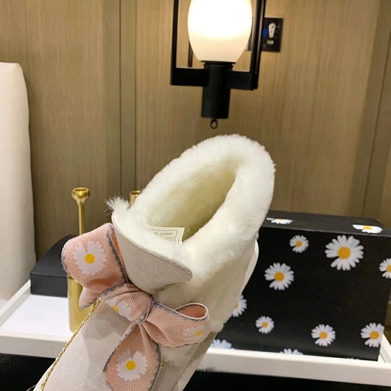 Creamy White Daisy Shoes | Chain & Ribbon Details – In Stock