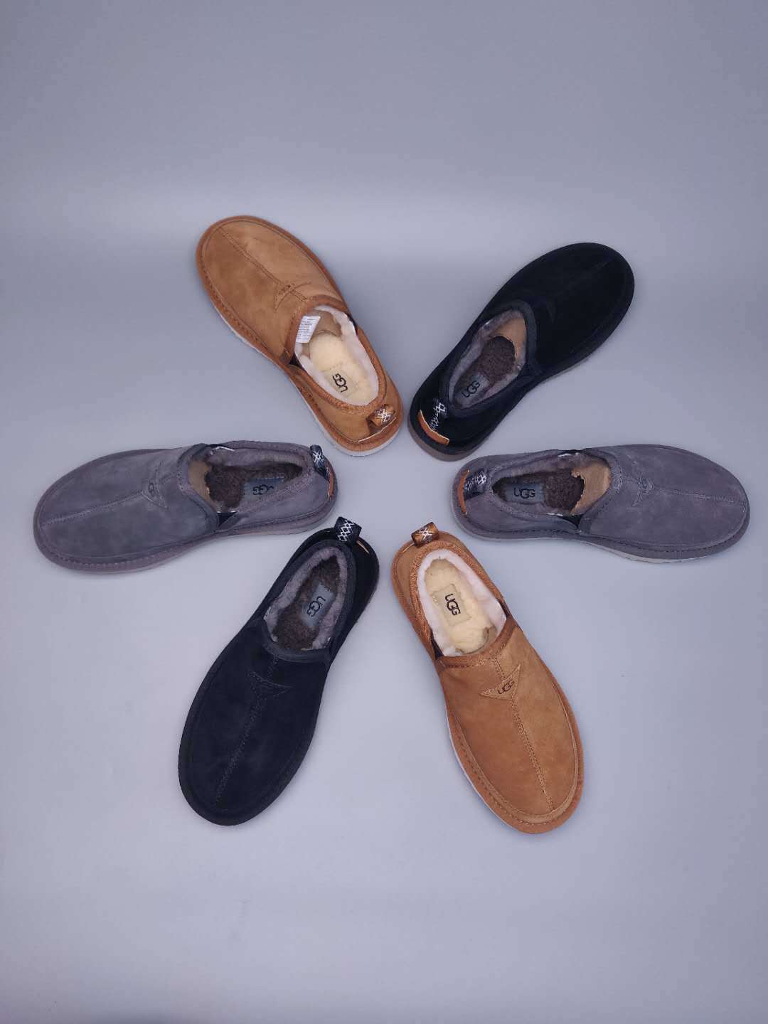 Men's Black Slip-On Low-Top Sneakers | Easy Everyday Style – In Stock
