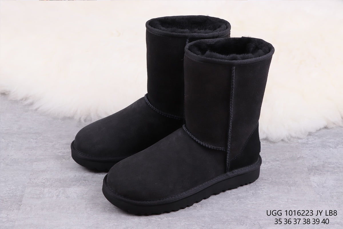 Black Classic Short II Boots | Classic 2.0 Style – In Stock