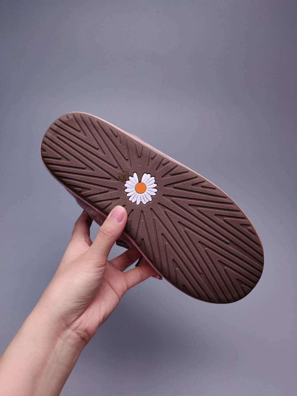 Dusty Pink Daisy Shoes | Chain & Ribbon Details – In Stock