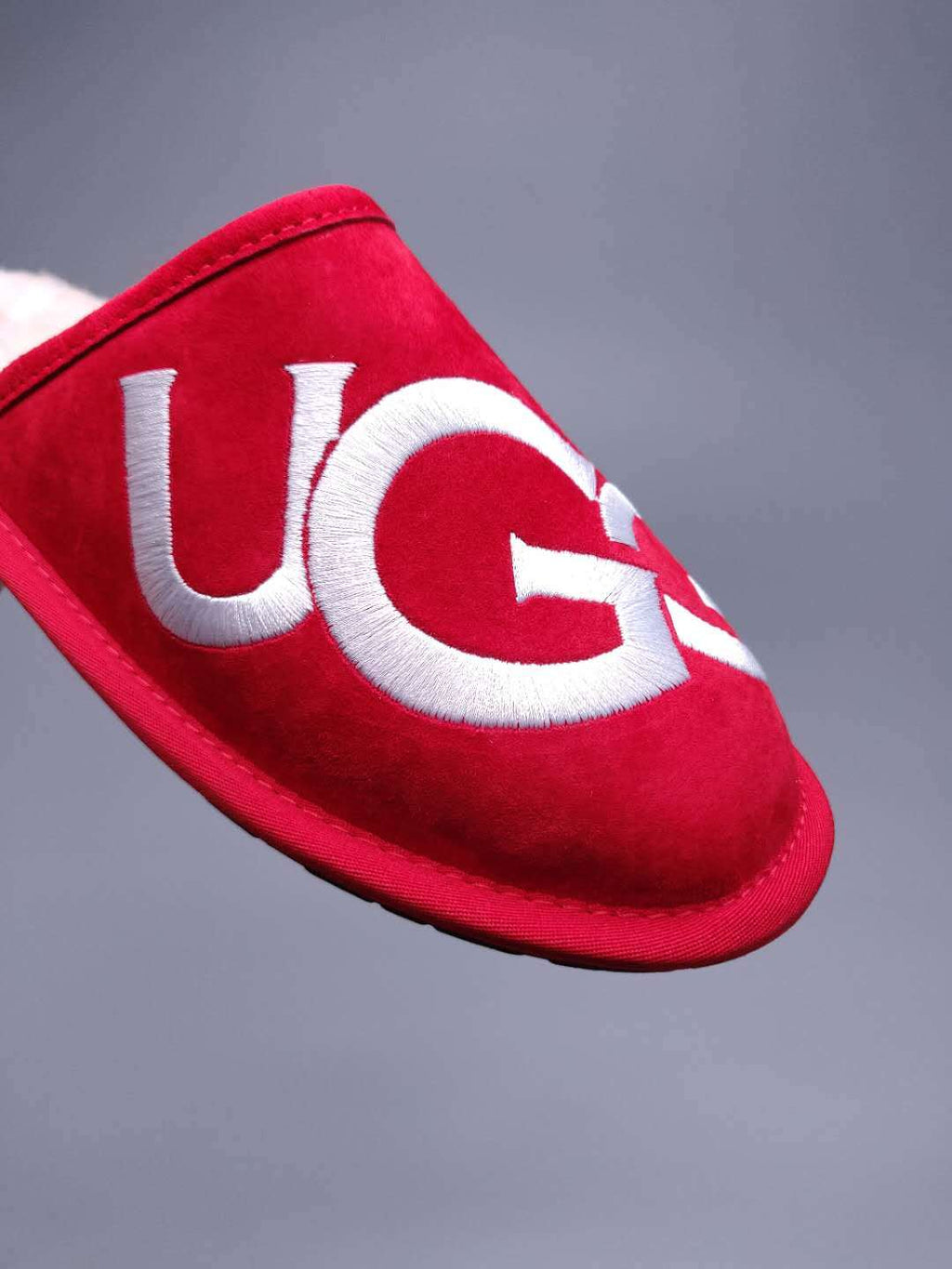 Red Designer-Style Indoor Slippers | G Logo House Shoes – In Stock