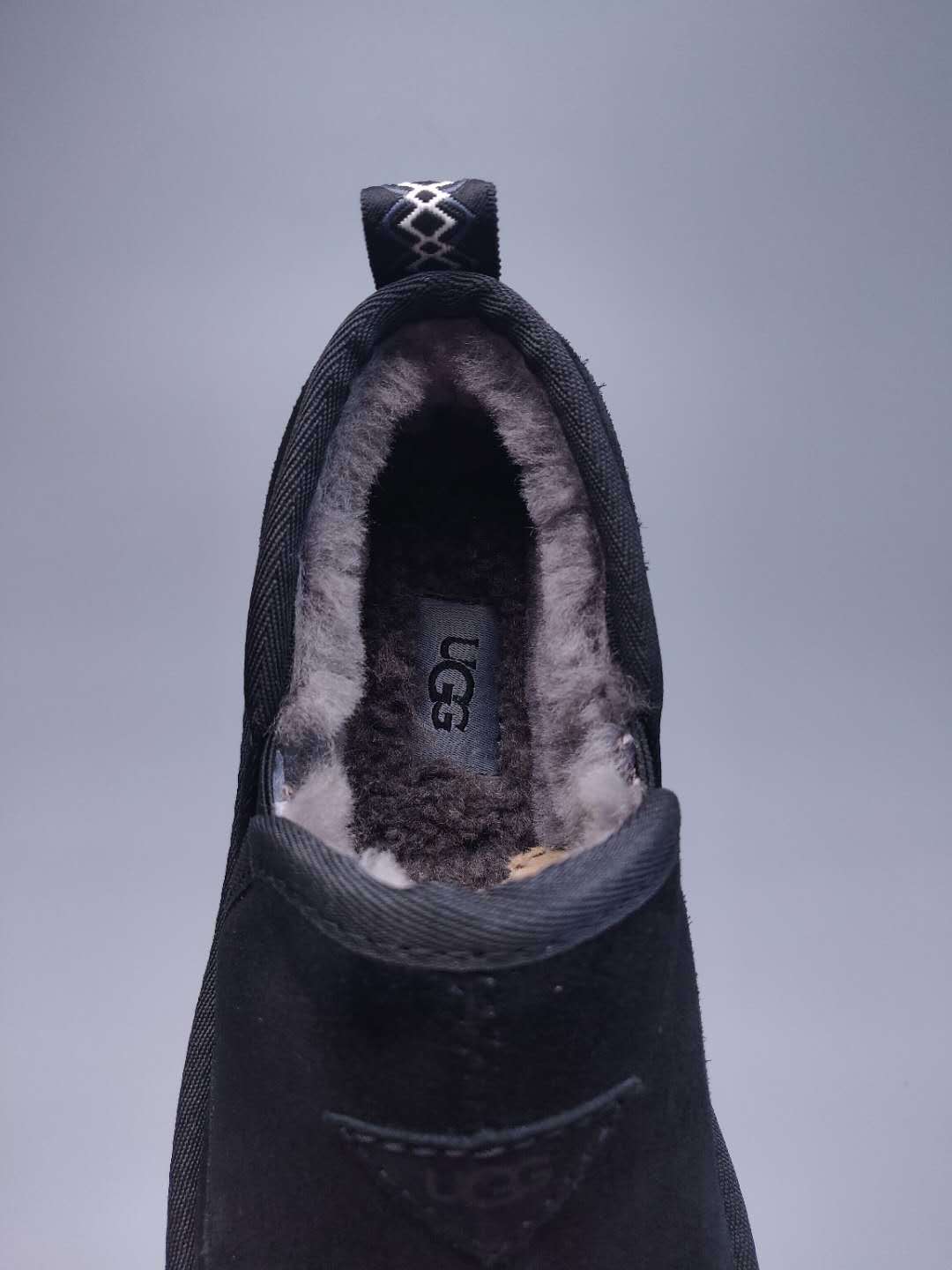 Men's Black Slip-On Low-Top Sneakers | Easy Everyday Style – In Stock