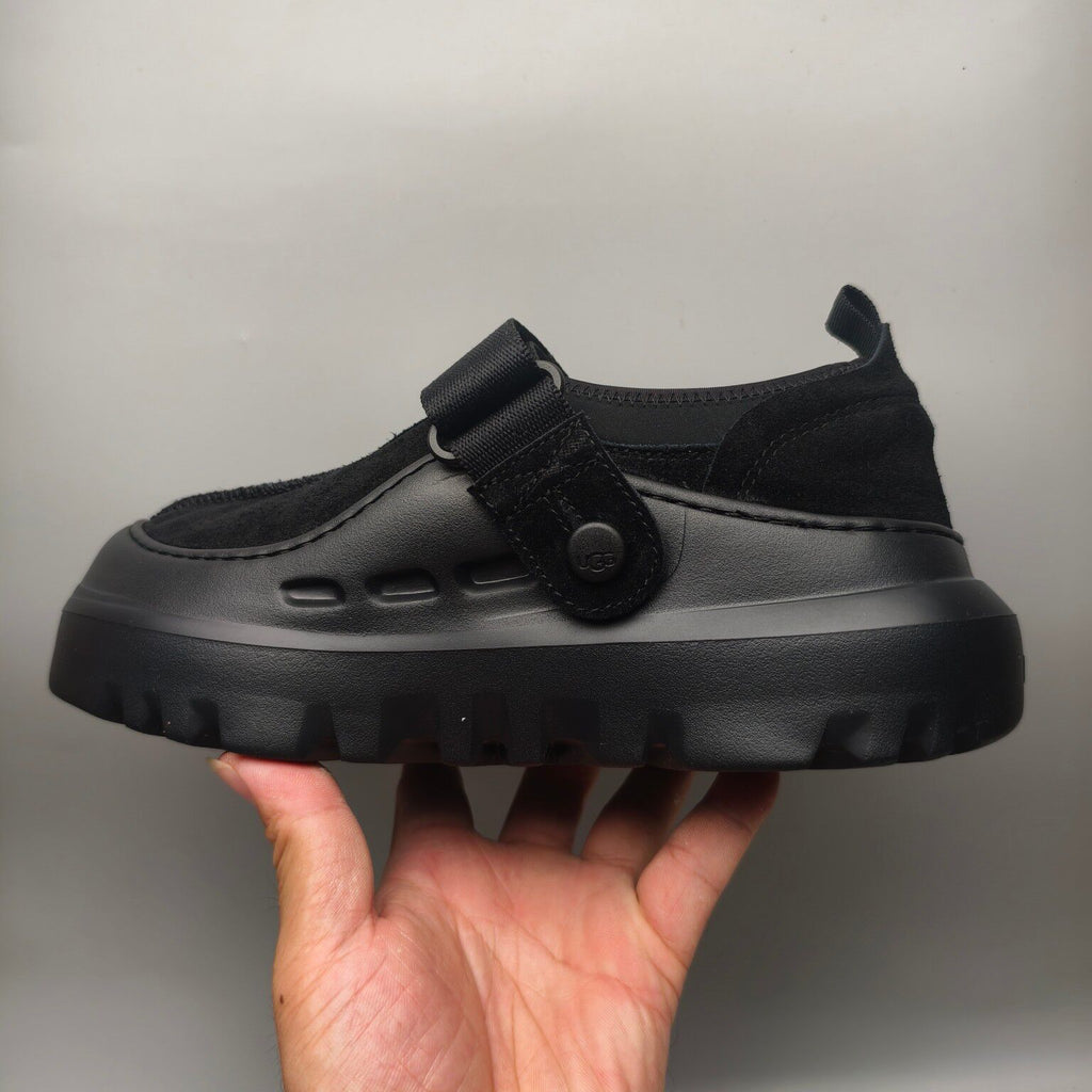 Black Unisex Casual Shoes | Easy Slip-On Style – In Stock