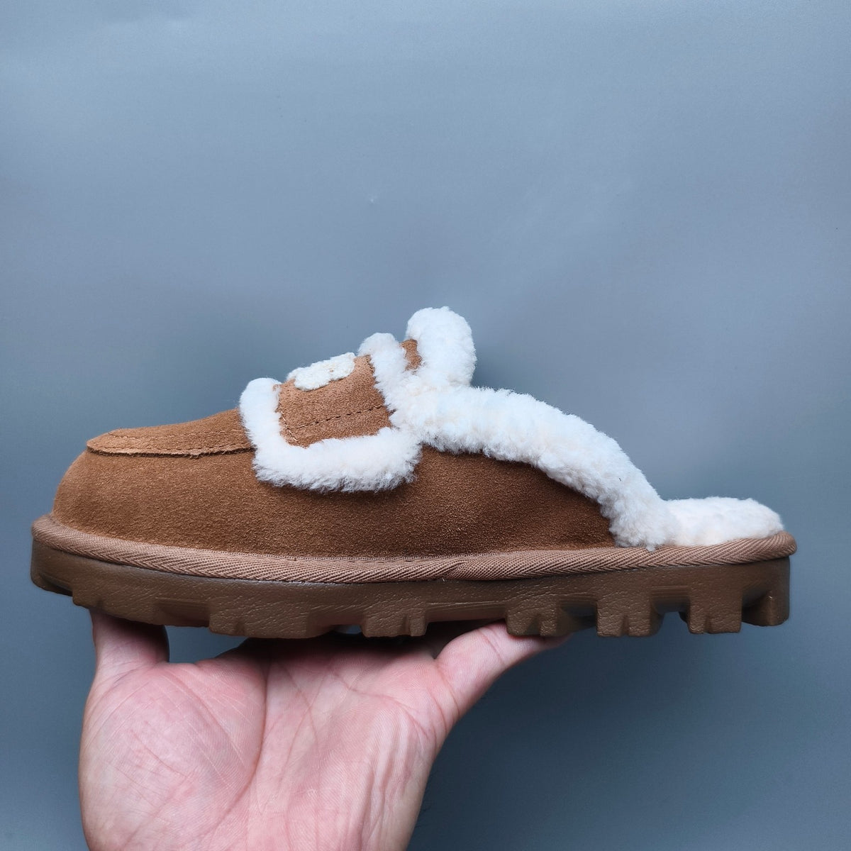 Chestnut Curly Fur Big Logo Casual Slippers | In Stock