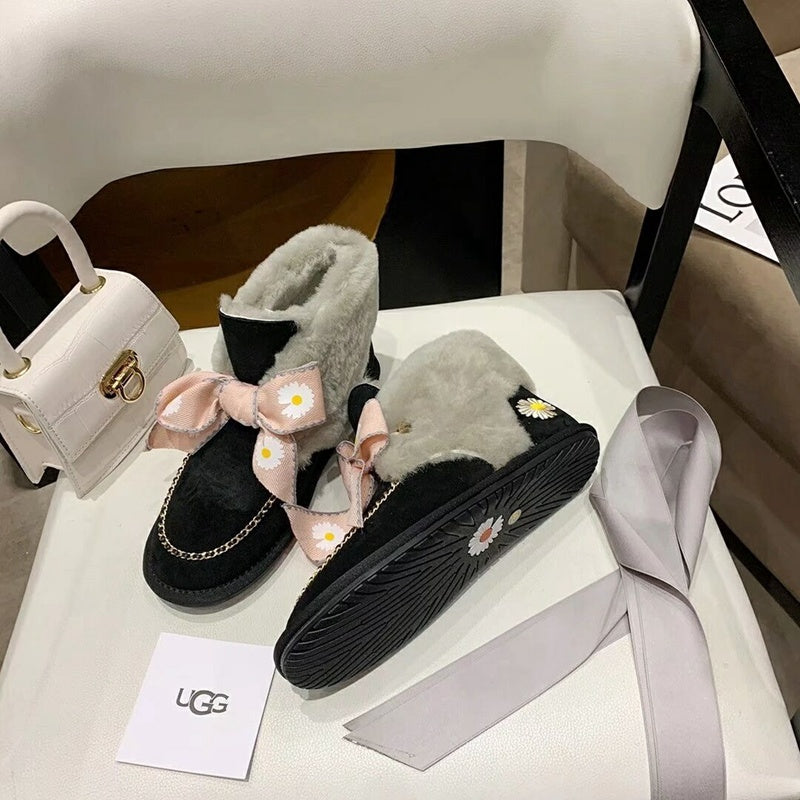 Black Daisy Shoes | Chain & Ribbon Details – In Stock