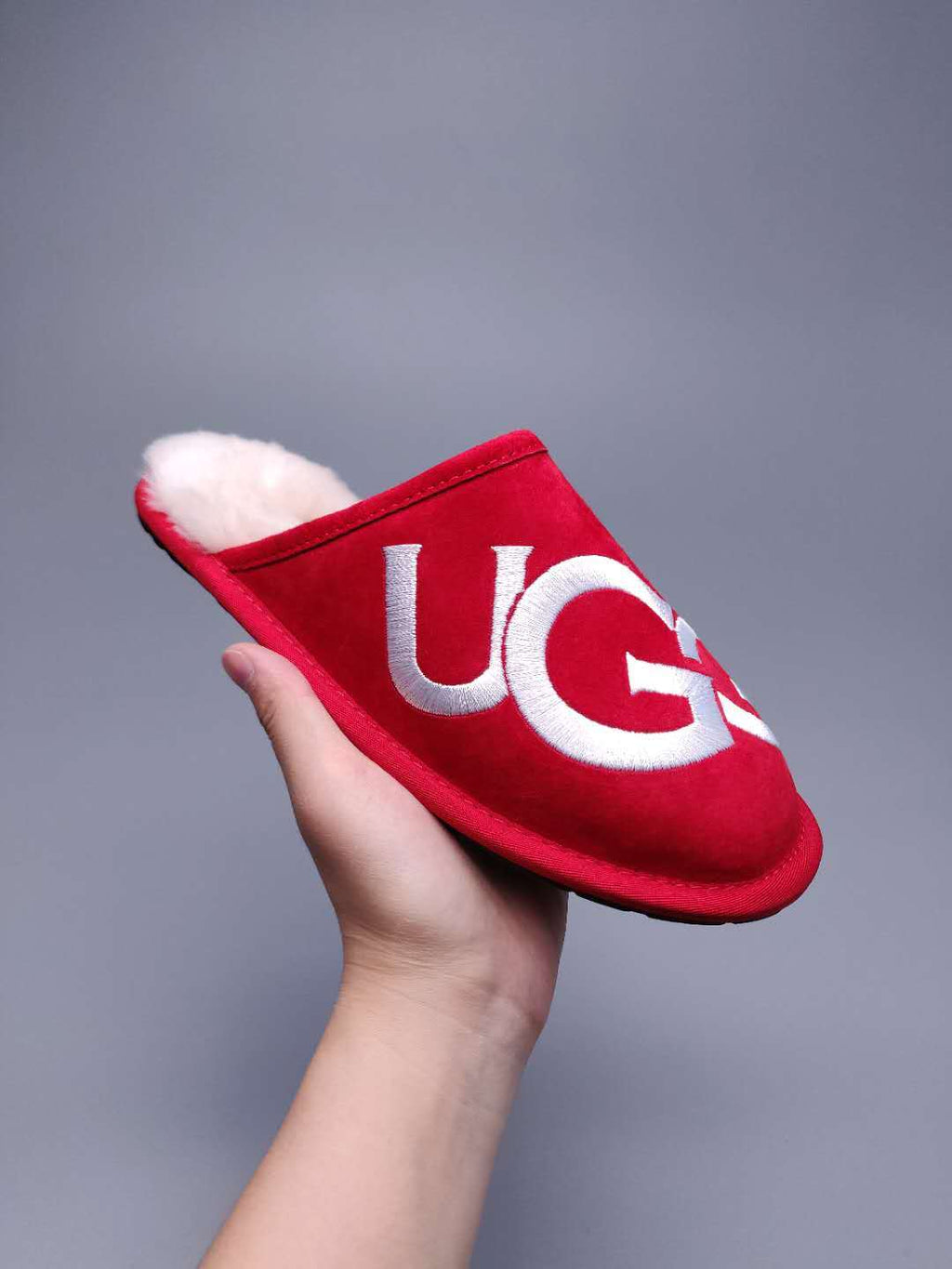 Red Designer-Style Indoor Slippers | G Logo House Shoes – In Stock