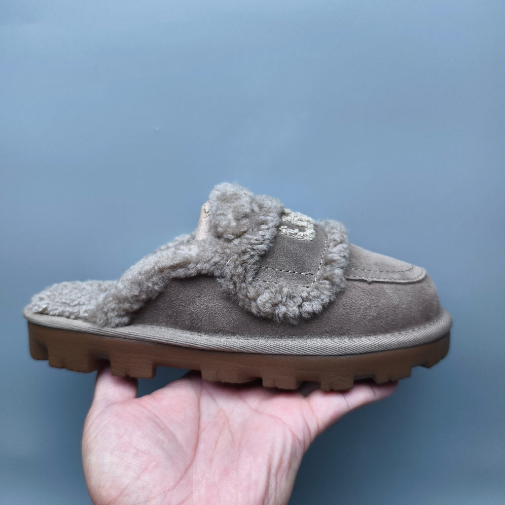 Antelope Brown Curly Fur Big Logo Casual Slippers | In Stock