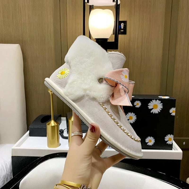 Creamy White Daisy Shoes | Chain & Ribbon Details – In Stock