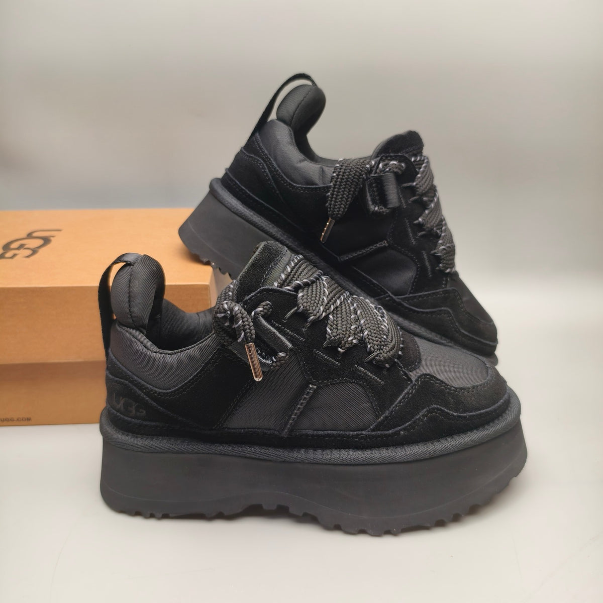 Black Chunky Dad Sneakers | Lace-Up Casual Style – In Stock
