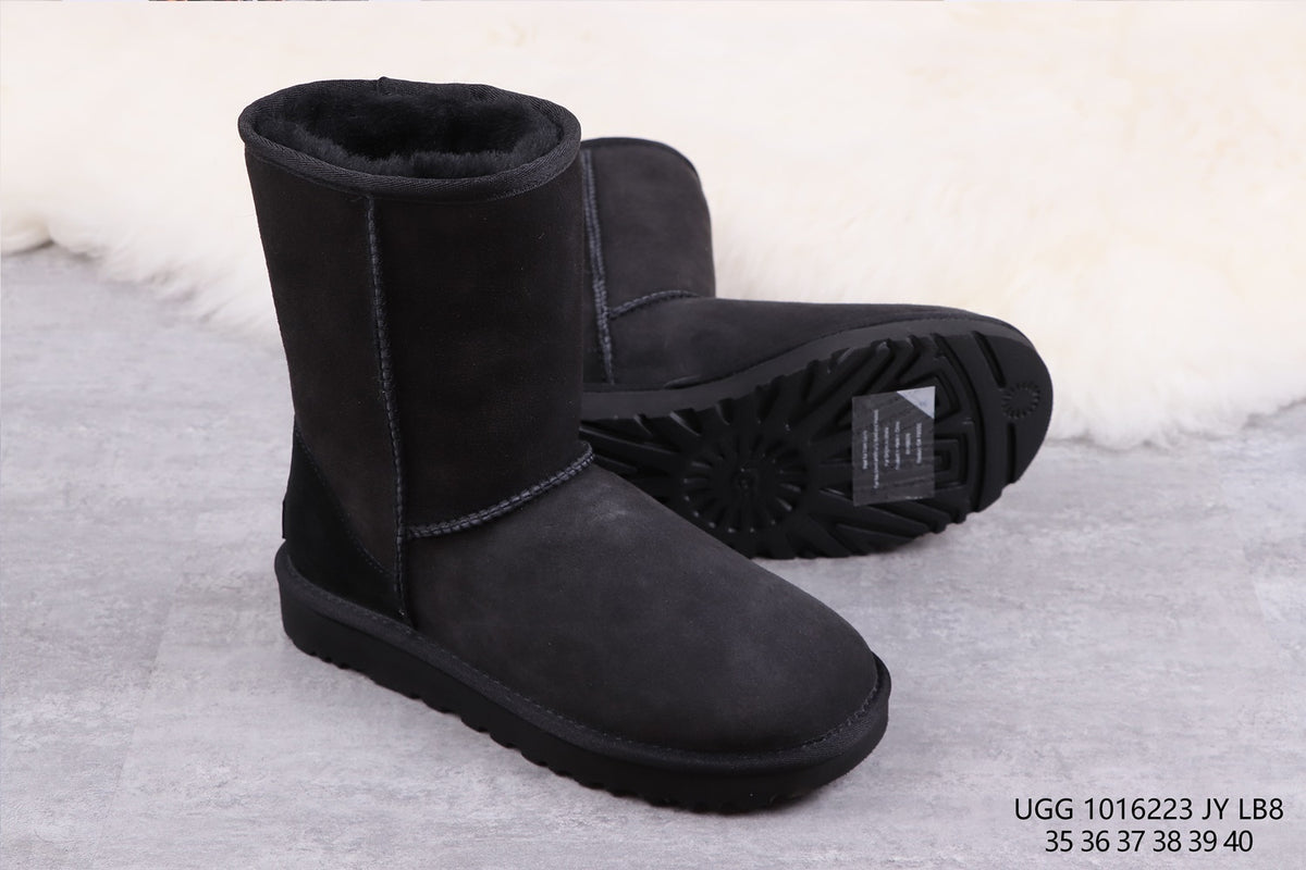 Black Classic Short II Boots | Classic 2.0 Style – In Stock