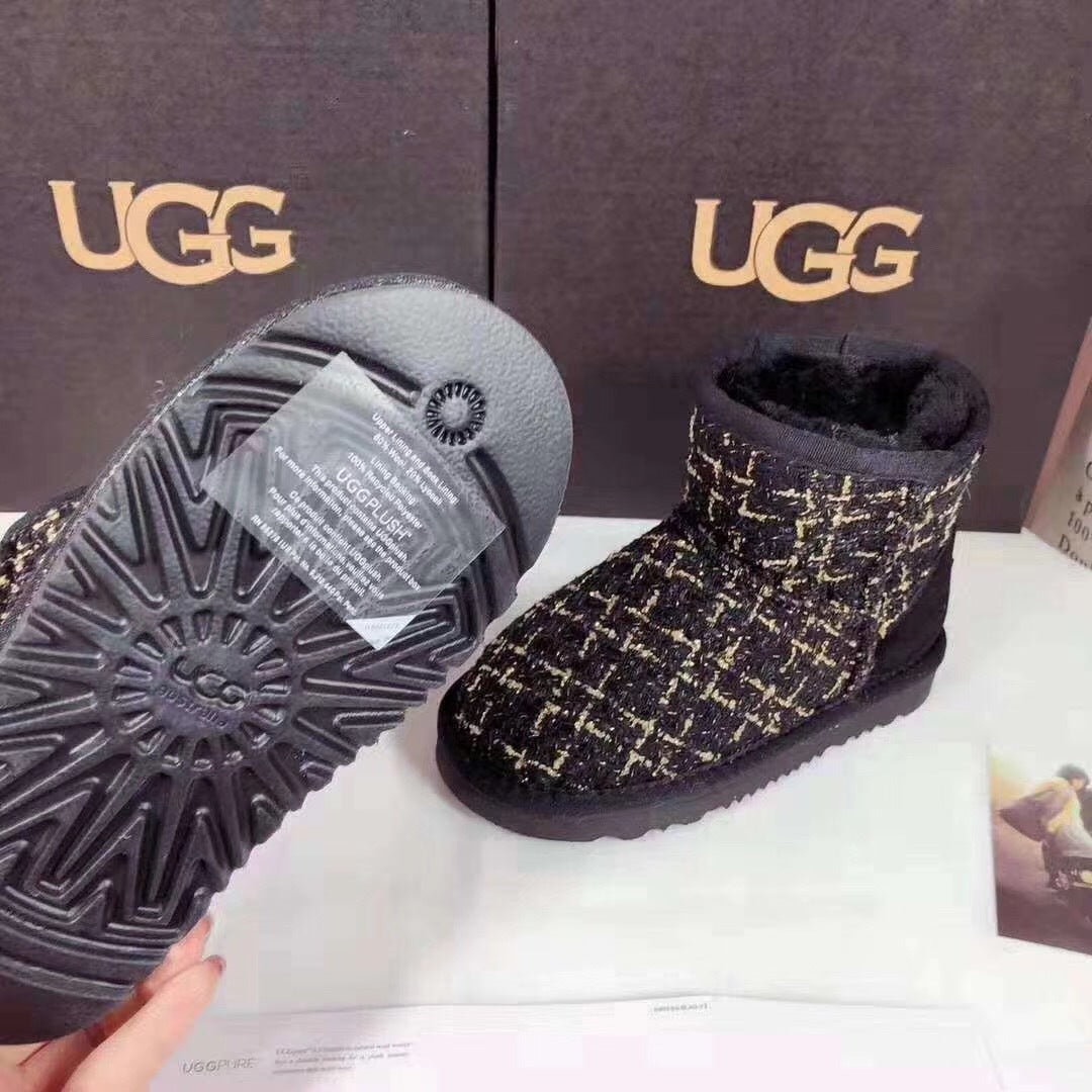 Chic Black Kids' Snow Boots | Elegant Winter Style
