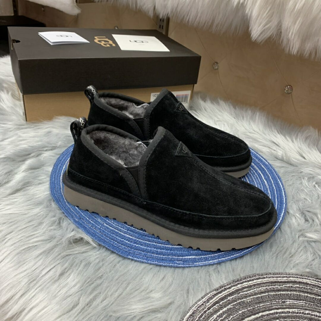 Men's Black Slip-On Low-Top Sneakers | Easy Everyday Style – In Stock
